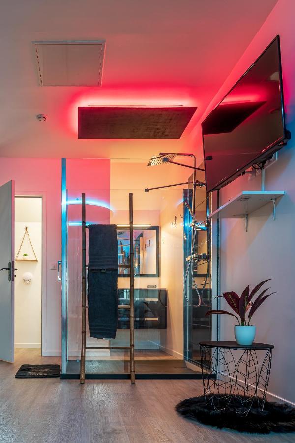 Suite L'Echappee - Maison Romantique - Spa & Sauna Privatif- Pole Dance - Lit Rond Avec Miroir Au Plafond Pezarches Екстер'єр фото