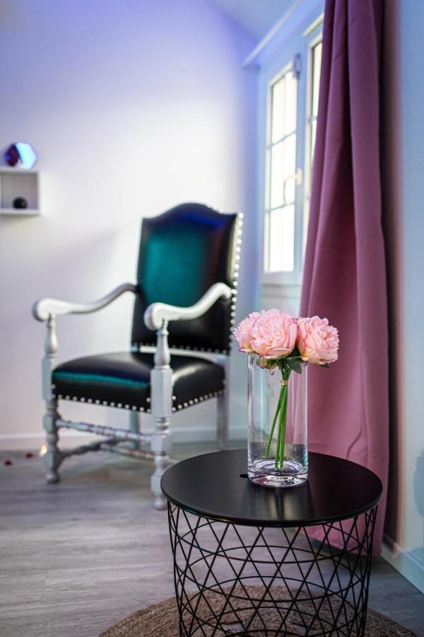 Suite L'Echappee - Maison Romantique - Spa & Sauna Privatif- Pole Dance - Lit Rond Avec Miroir Au Plafond Pezarches Екстер'єр фото